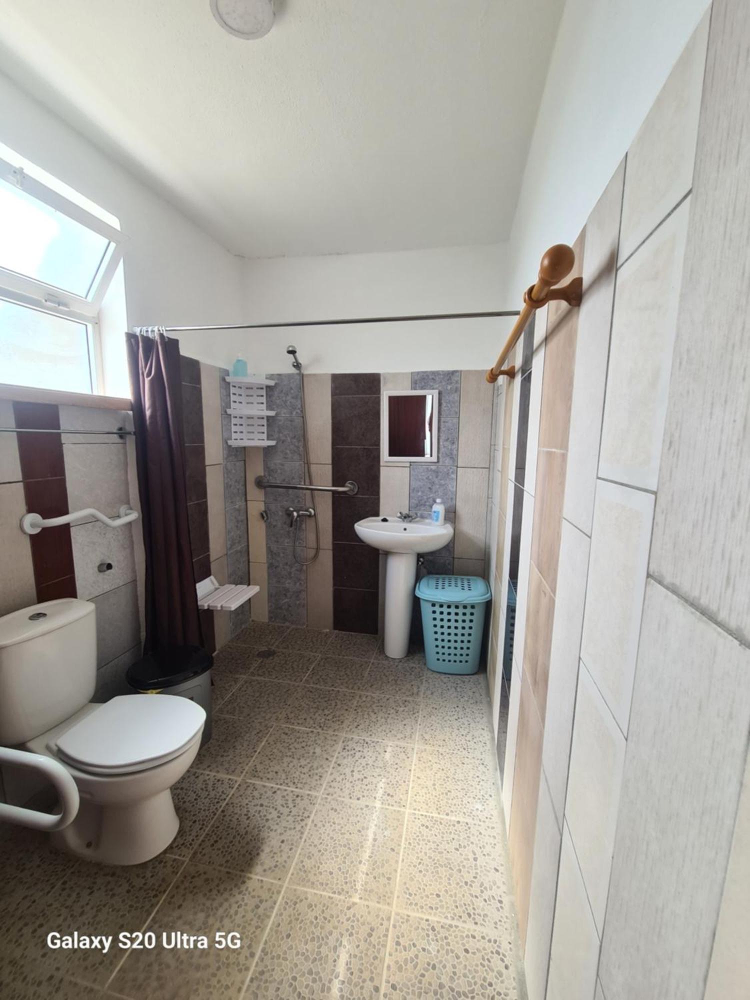 Hotel Ap Luso Brasileiro Lajes das Flores Exterior foto